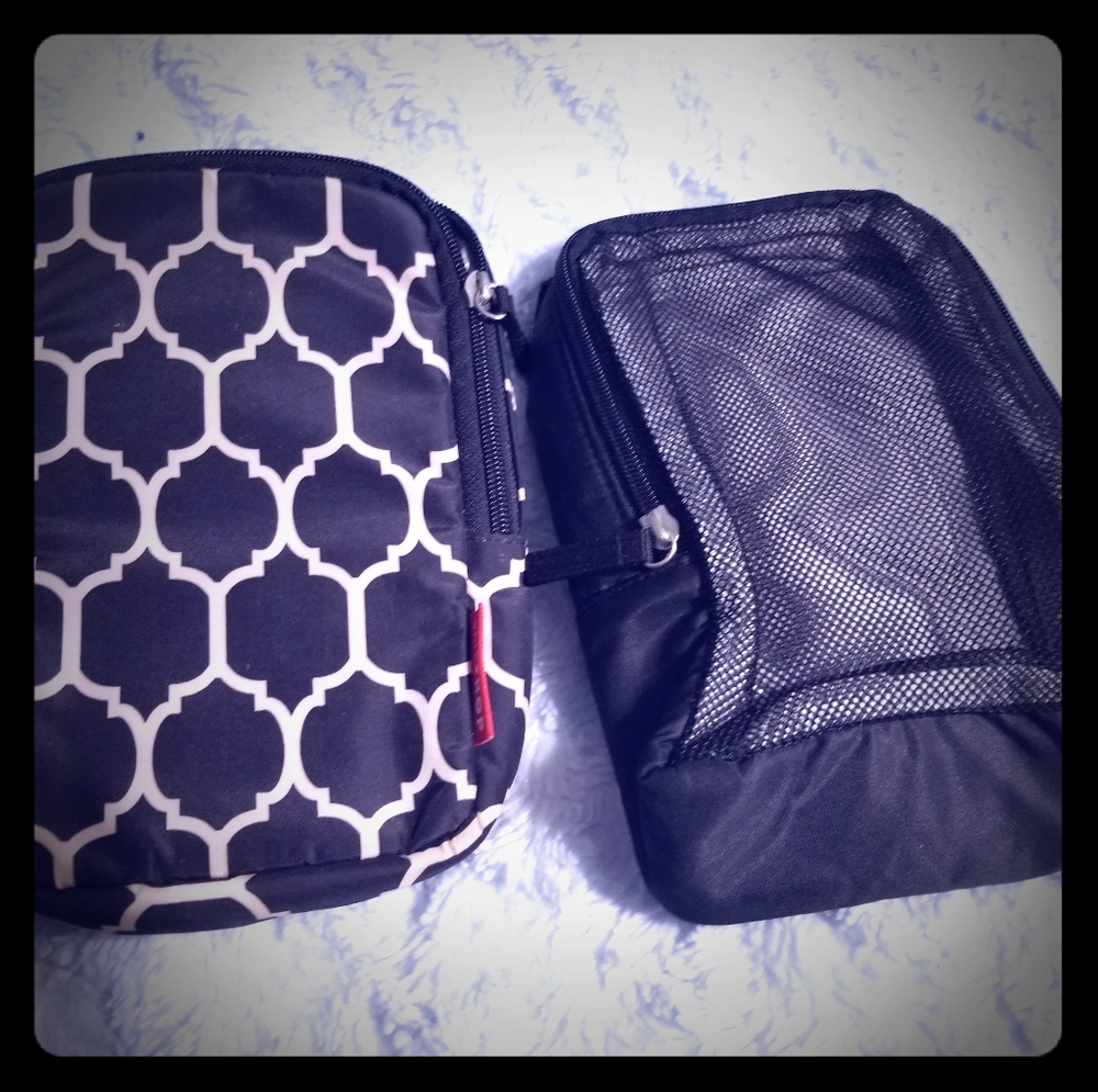 2 Skip Hop bottle bag bundle